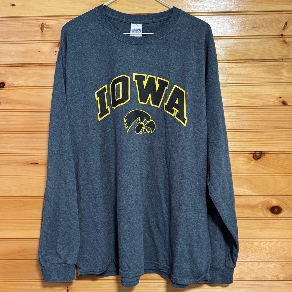 Iowa Hawkeyes Gildan Ultra Cotton Charcoal Long sleeve Tee XL